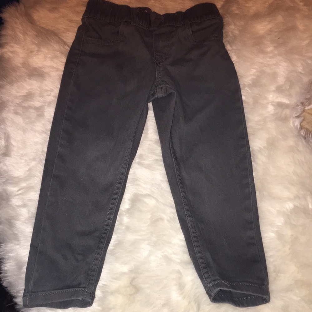 Levi’s pulling 2T jeans gently worn